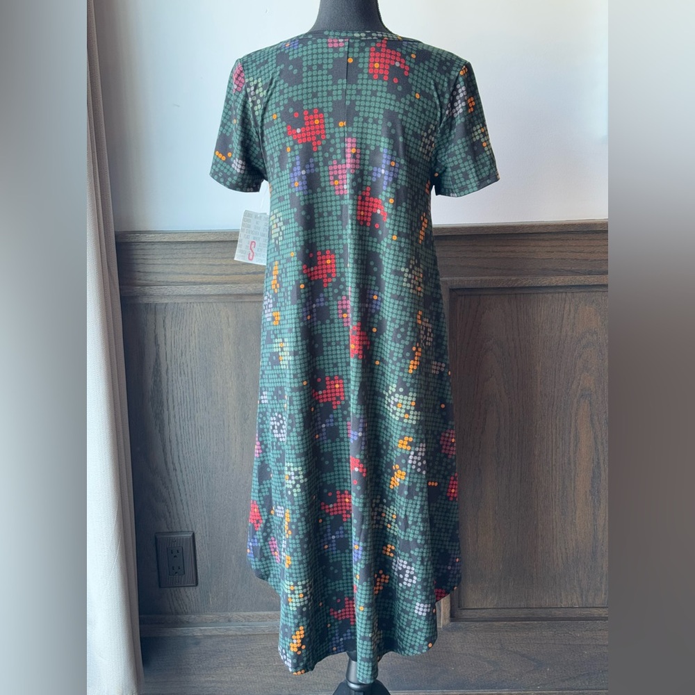 LulaRoe carly fun print dress size small NWT - Picture 4 of 5